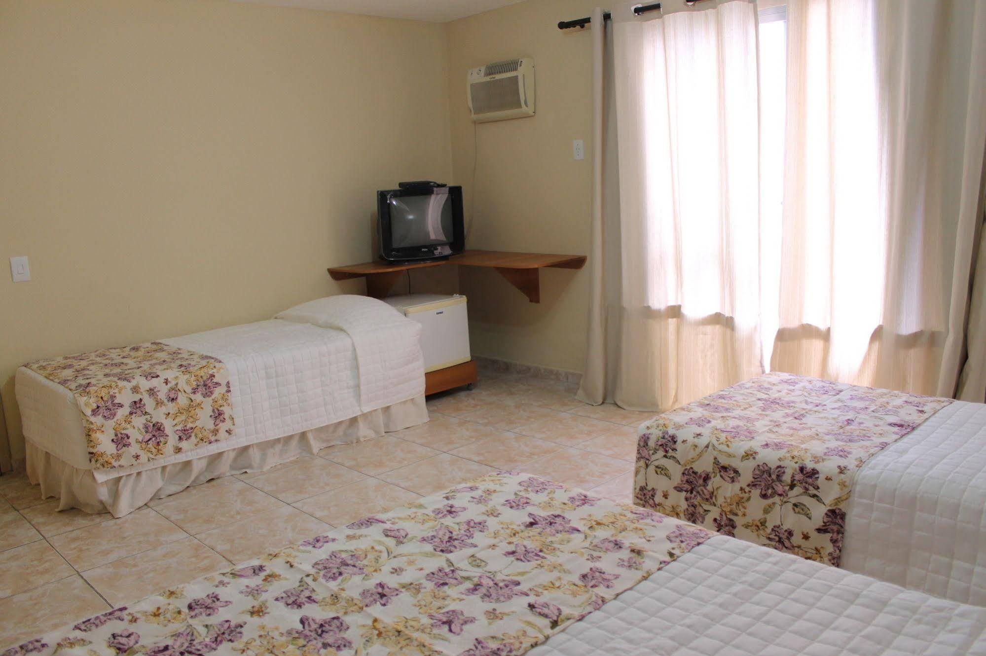 Oyo Rio Colinas Hotel, 酒店 4*